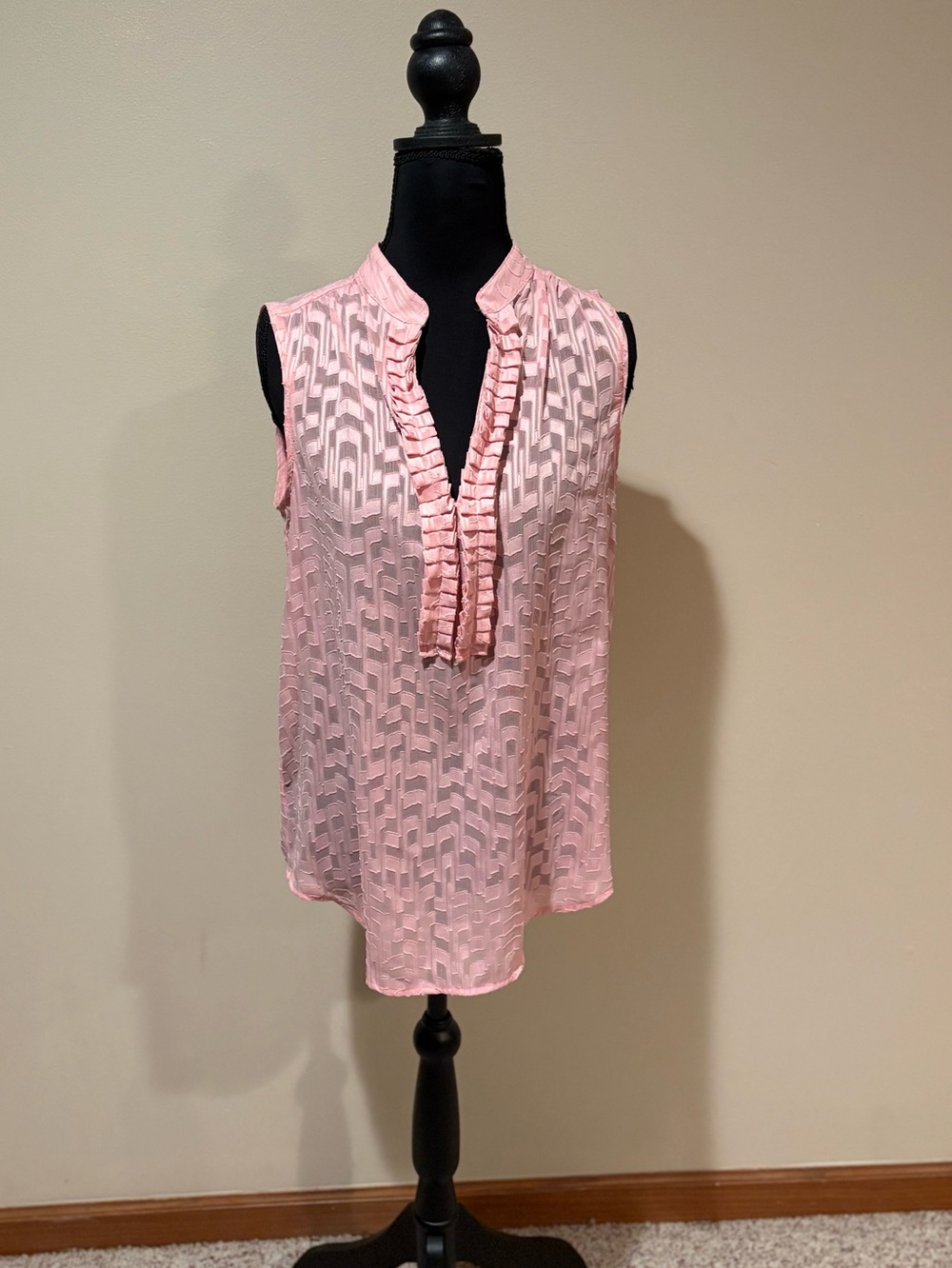 Ann Taylor Sleeveless Pink Ruffle V-Neck Blouse XS